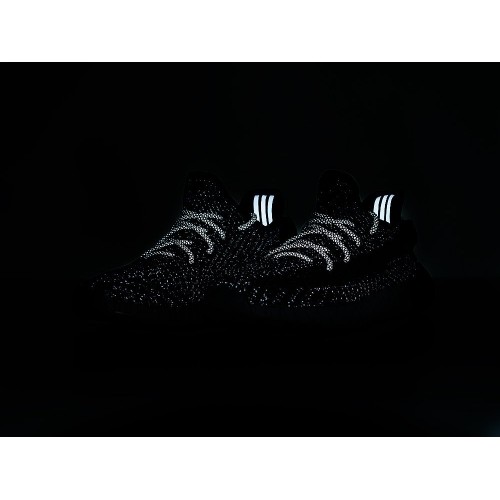 Кроссовки Adidas Yeezy 350 Boost v2