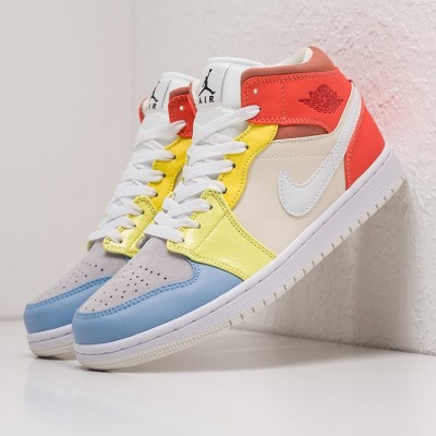 Кроссовки Nike Air Jordan 1 Mid