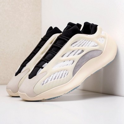 Кроссовки Adidas Yeezy Boost 700 v3