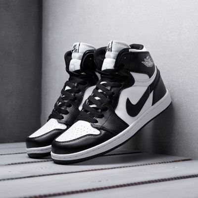 Кроссовки Nike Air Jordan 1 Mid