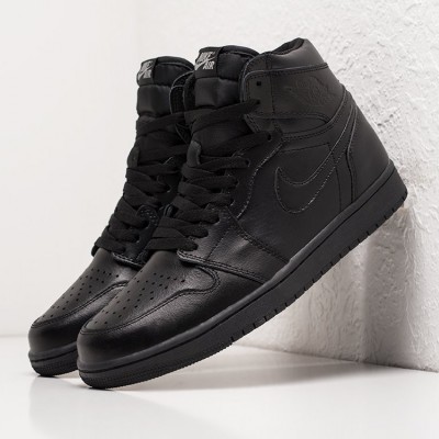 Кроссовки Nike Air Jordan 1 Mid