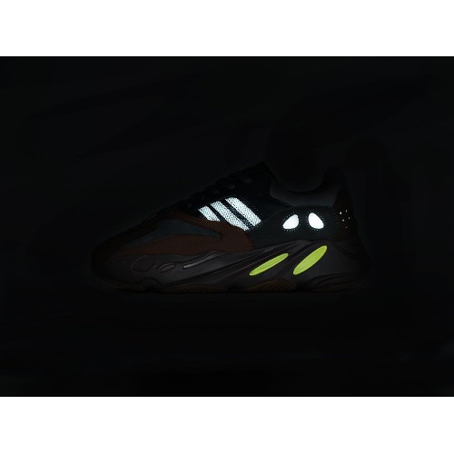 Зимние Кроссовки Adidas Yeezy Boost 700