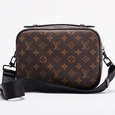 Наплечная сумка Louis Vuitton