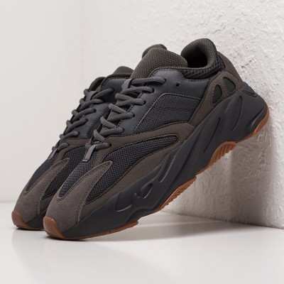 Кроссовки Adidas Yeezy Boost 700