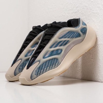 Кроссовки Adidas Yeezy Boost 700 v3