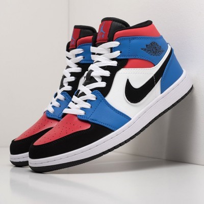 Кроссовки Nike Air Jordan 1 Mid