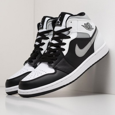 Кроссовки Nike Air Jordan 1 Mid