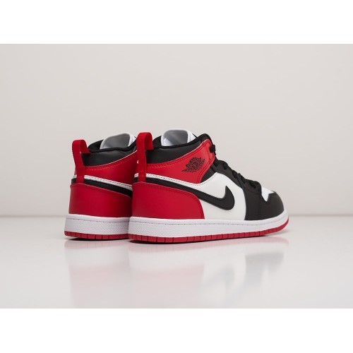 Кроссовки Nike Air Jordan 1 Mid