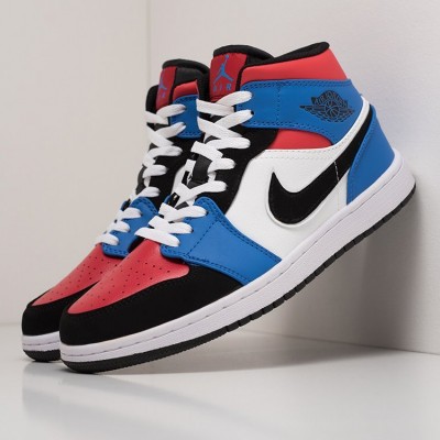 Кроссовки Nike Air Jordan 1 Mid