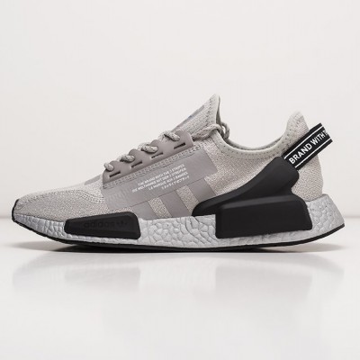 Кроссовки Adidas NMD R1 V2