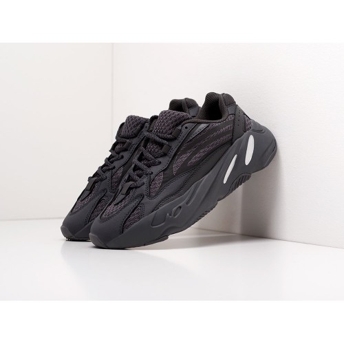 Кроссовки Adidas Yeezy Boost 700 v2