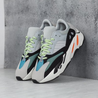 Кроссовки Adidas Yeezy Boost 700