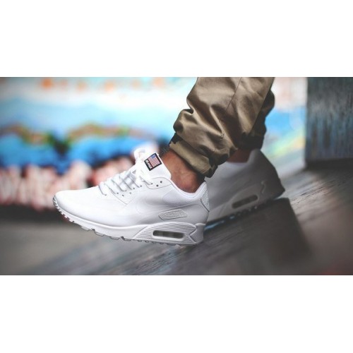 Кроссовки Nike Air Max 90 Hyperfuse