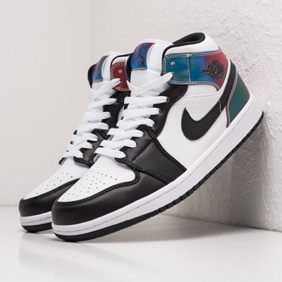 Кроссовки Nike Air Jordan 1 Mid